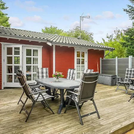 Amazing Home In Glesborg With Sauna