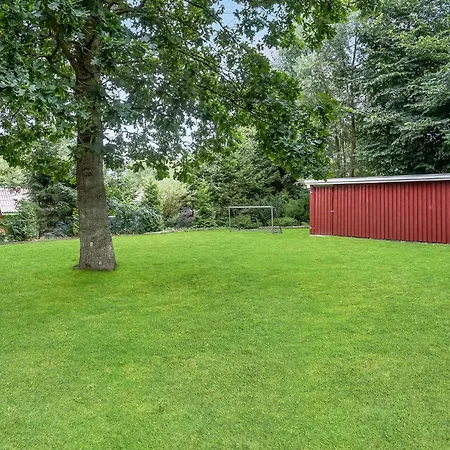 Amazing Home In Glesborg With Sauna * Glesborg