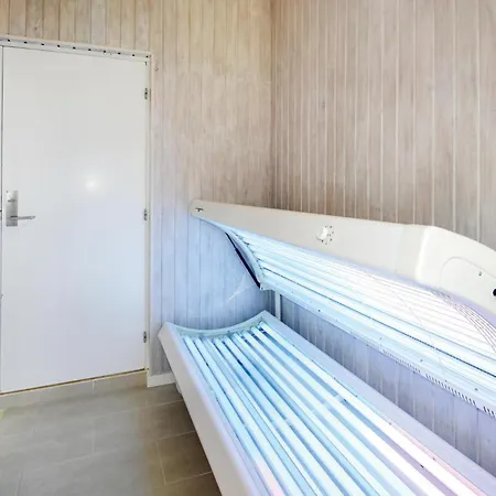 Amazing Home In Glesborg With Sauna * Glesborg