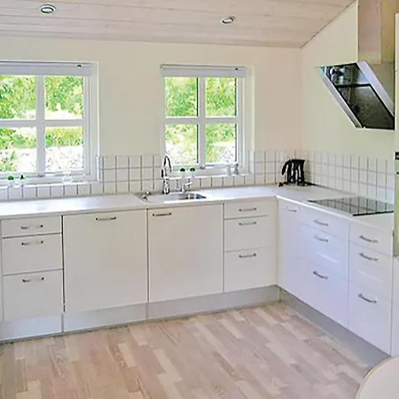 4 Bedroom Gorgeous In Glesborg Holiday home *